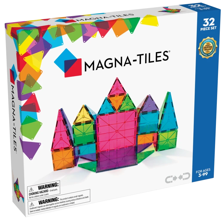 MagnaTiles-IntlCompliance_China_32pc-Carton_Angle-f.png