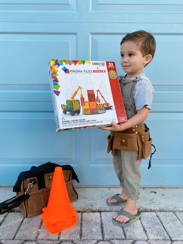 Klocki Magnetyczne Na Budowie Builder 32 el. MAGNA-TILES