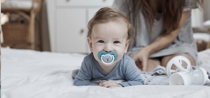 Smoczek uspokajający silikonowy Botanic Boy 18m+ Lovi