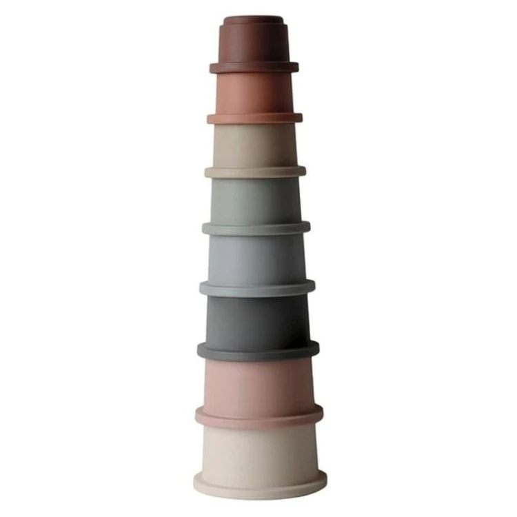 mushie-wieza-z-kubeczkow-stacking-tower-classic.jpg