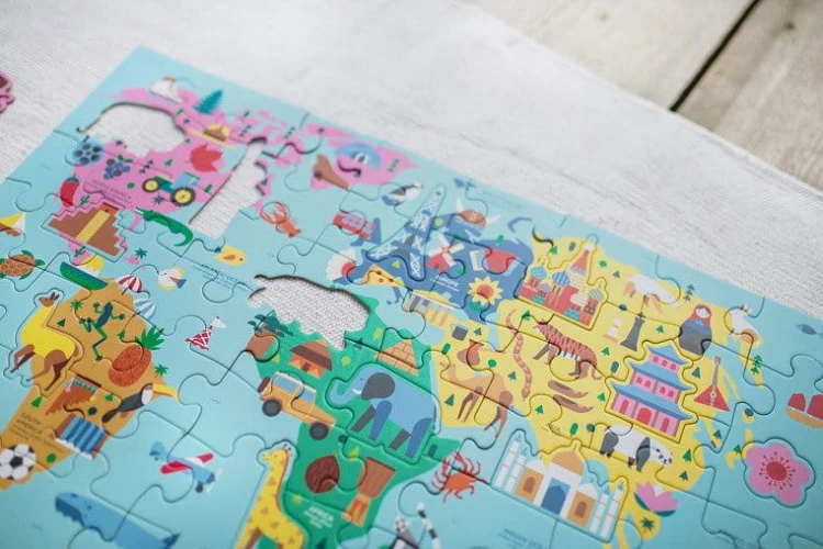 pol_pl_Mudpuppy-Puzzle-Mapa-Swiata-z-elementami-w-ksztalcie-budynkow-i-zwierzat-5-5820_6.jpg