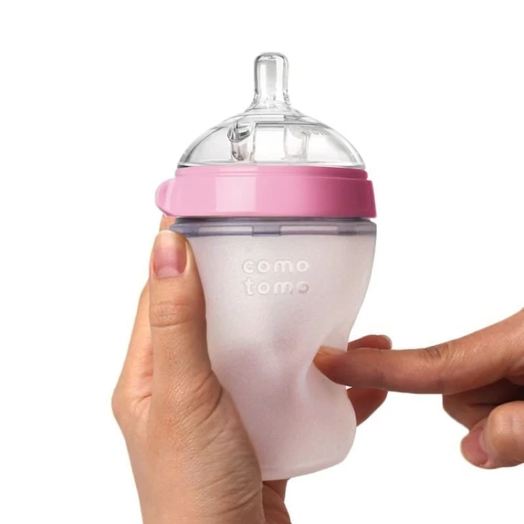 comotomo-antykolkowa-butelka-silikonowa-mom-s-breast-150-ml-pink-newborn (1).jpg