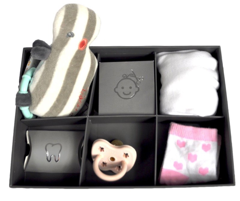 Odcisk bobasa, potrójna ramka i MEMORY BOX Dooky
