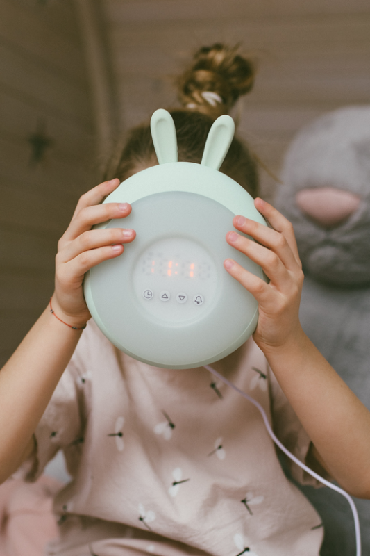Królik Lampka Budząca Światłem Zielona Rabbit & Friends