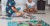 pol_pl_Swiecace-puzzle-z-mini-lampka-UV-Las-24-elementy-3-Janod-7623_13.jpg