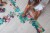 pol_pl_Swiecace-puzzle-z-mini-lampka-UV-Las-24-elementy-3-Janod-7623_16.jpg