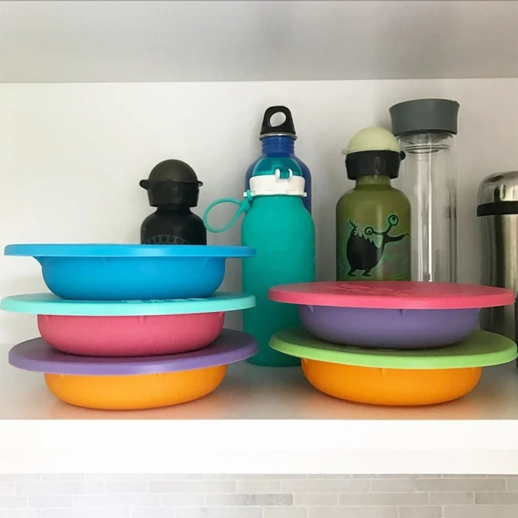 oogaa-green-bowl-lid-silikonowa-miseczka-z-pokrywka (3).jpg