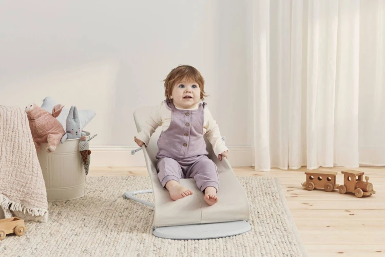 pol_pl_BABYBJORN-lezaczek-BLISS-3D-Jersey-Jasnobezowy-Zabawka-Googly-Eyes-Pastels-33019_20.jpg