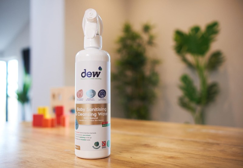 Woda oczyszczająca dla dzieci 500ml dew