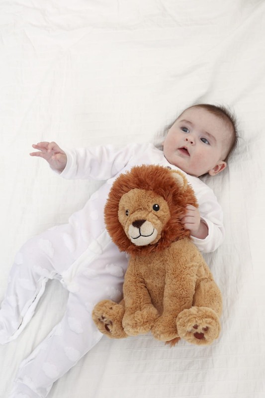 Szumiący Lew z czujnikiem ruchu i pozytywką Louis Lion Cloud B