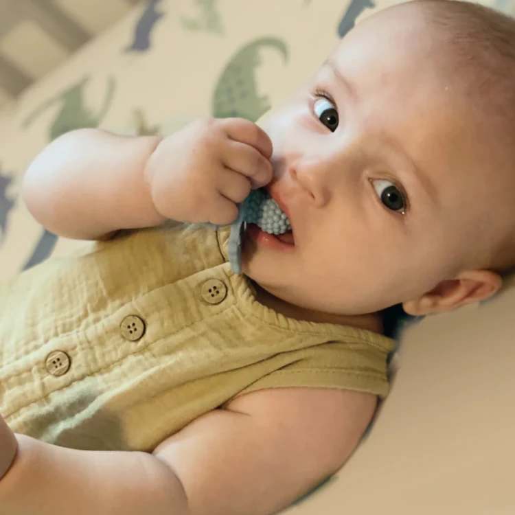 3-lifestyle-razbaby-soczysta-malina-niebieski-2.png