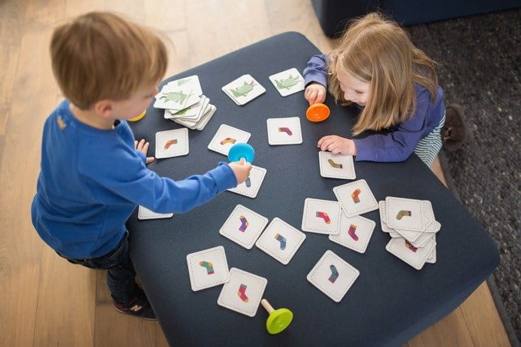 Gra zręcznościowa Dopasuj skarpetkę BS Toys