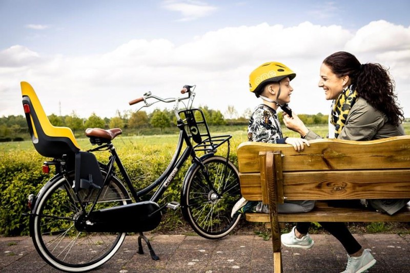 Fotelik rowerowy Bobike ONE mini mighty Mustard