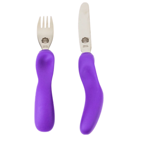 8013-nana-s-manners-3-purple-sztucce-ksztaltujace-chwyt.jpg
