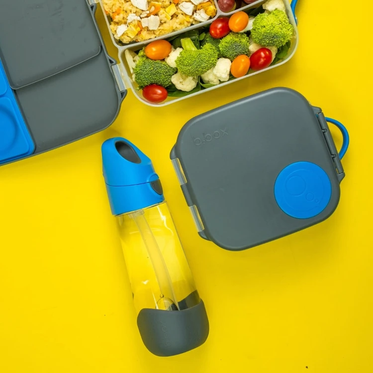 5-lifestyle-bidon-tritanowy-ze-slomka-600-ml--blue-slate-bbox.jpg