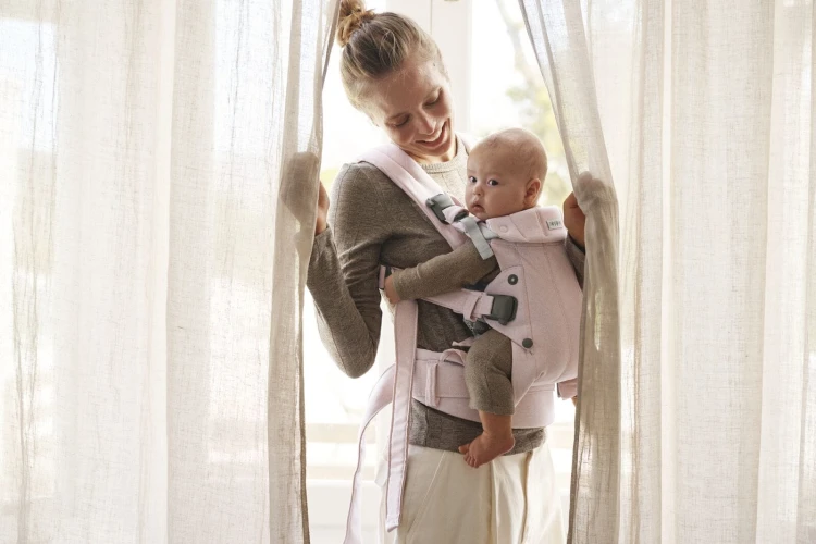 pol_pl_BABYBJORN-nosidelko-Harmony-Woven-Jasny-roz-melanz-34197_4.jpg