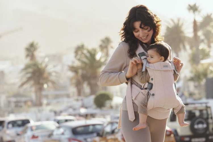 pol_pl_BABYBJORN-nosidelko-Harmony-Woven-Jasny-roz-melanz-34197_5.jpg