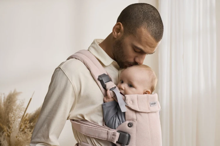pol_pl_BABYBJORN-nosidelko-Harmony-Woven-Jasny-roz-melanz-34197_16.jpg