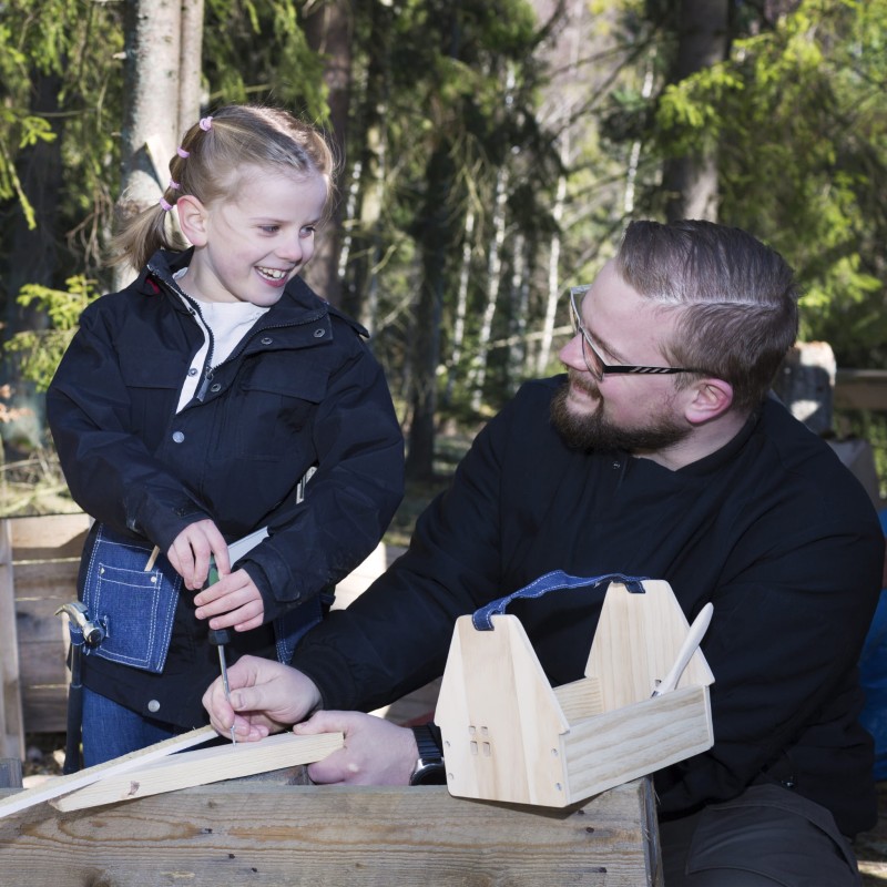 Skrzynka z prawdziwymi narzędziami dla dzieci Micki