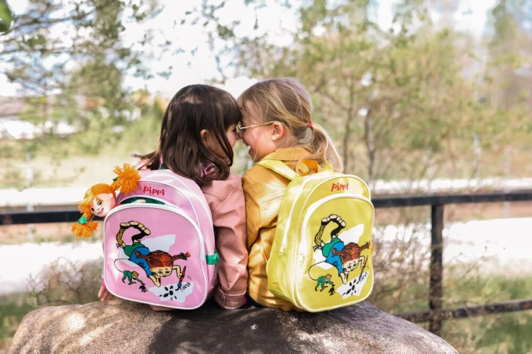 big_I-44384000-44384100-Pippi-backpack-5.jpg