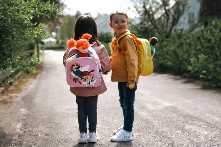 big_I-44384000-44384100-Pippi-backpack-1.jpg