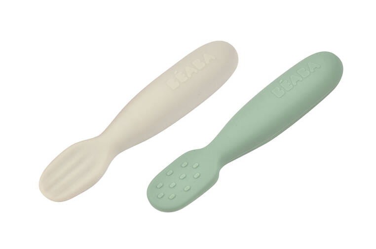 Zestaw 2 silikonowych pierwszych łyżeczek-gryzaków Sage green/velvet grey Beaba