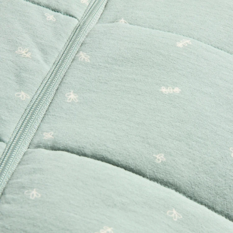 Small10. DETAILS_JERSEY_QUILTING.jpg