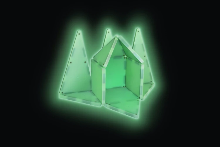 pol_pl_MAGNA-TILES-R-Klocki-magnetyczne-Glow-16-el-434_6.jpg