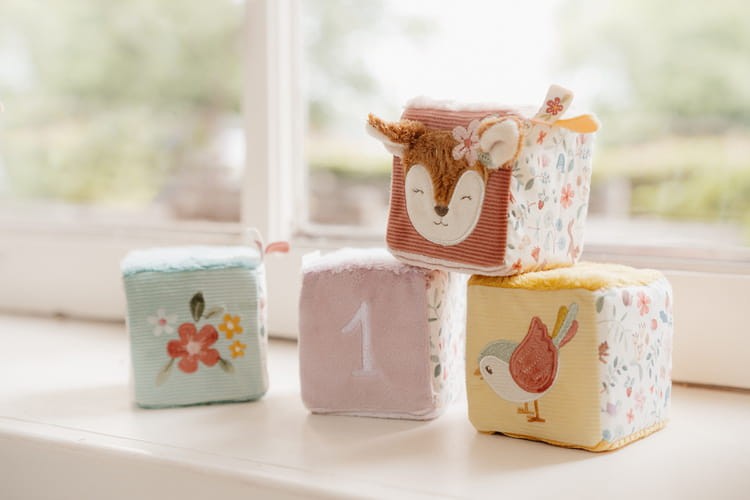 4 Miękkie kostki aktywizujące Fairy Garden Little Dutch