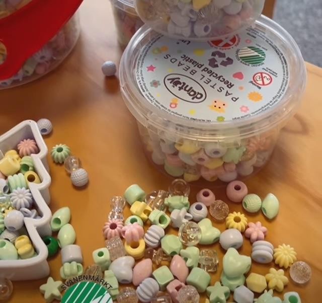 Koraliki do nawlekania 280 szt pastel EKO Dantoy
