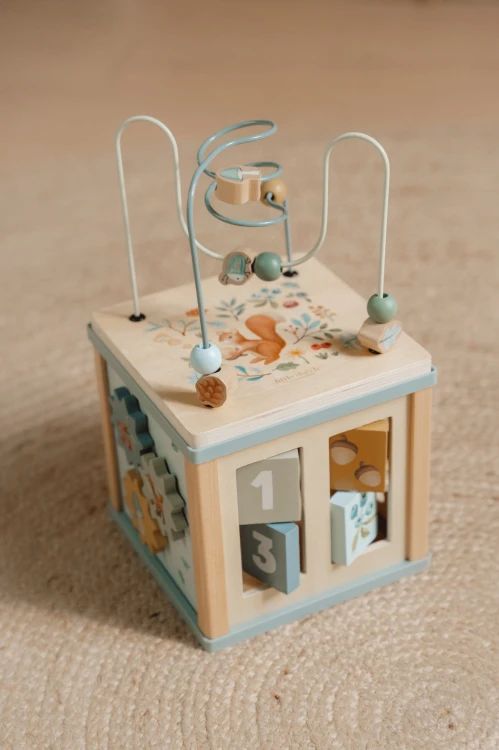 LD7231 - Wooden Activity Cube - Forest Friends (12).jpg
