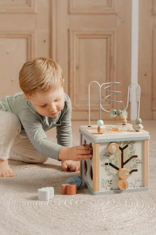 LD7231 - Wooden Activity Cube - Forest Friends (13).jpg