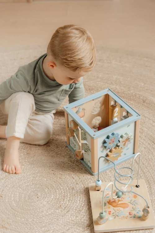 LD7231 - Wooden Activity Cube - Forest Friends (17).jpg