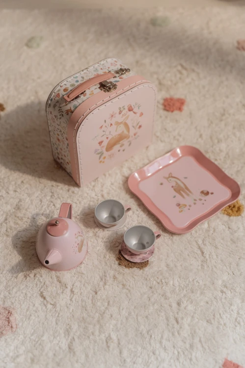 6238_2013746-Tin-tea-set-in-suitcase-Fairy-Garden-2_4000x6000.jpg