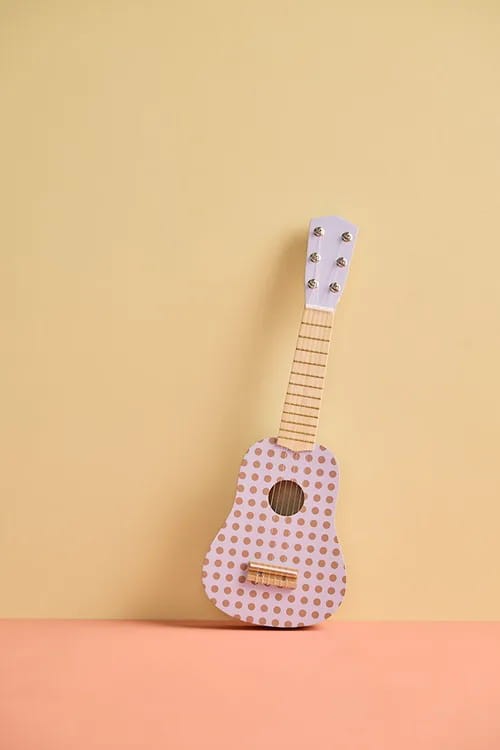 Gitara dot lilac Kid's Concept