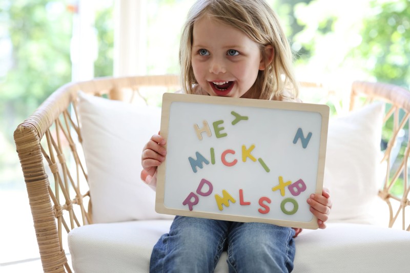 Drewniane magnetyczne literki 53 szt, edukacyjna zabawka dla dzieci Micki