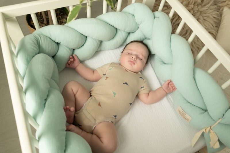 Ochraniacz do łóżeczka WARKOCZ MUŚLIN 200 cm Babymatex