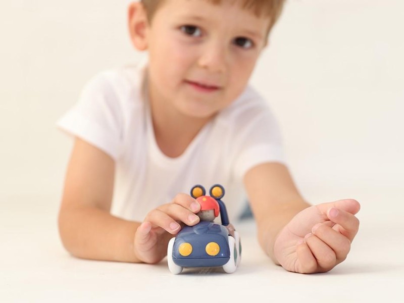 Baby auto policyjne 6m+ TOLO Bio