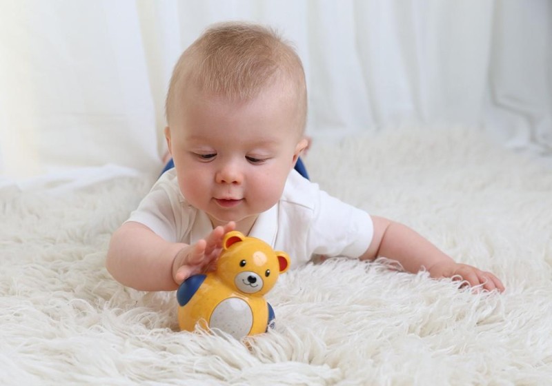 Miś Roly Poly 6m+ TOLO Bio