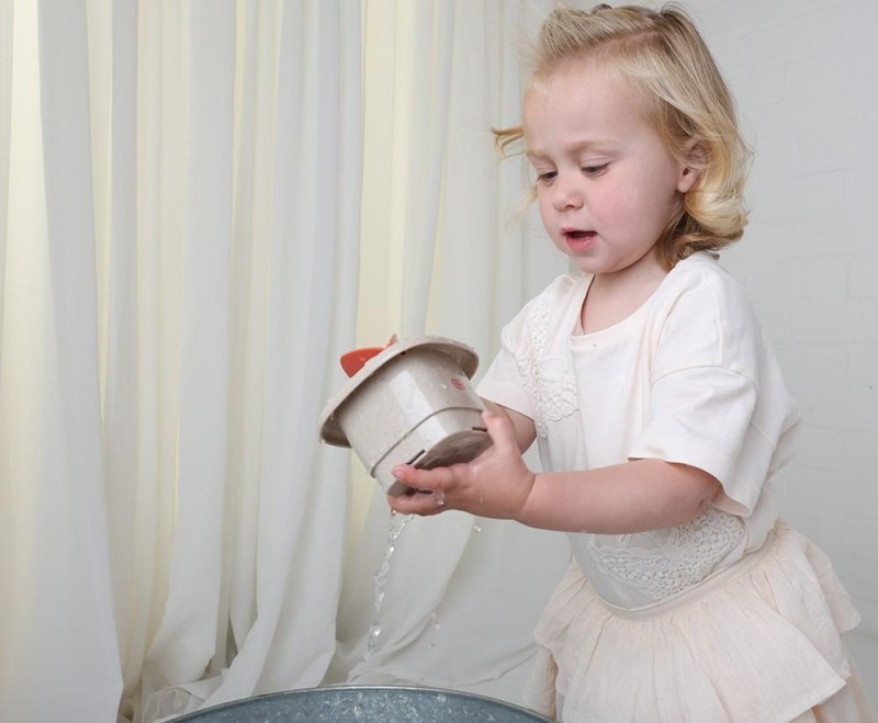 Tęczowa wieża z kubków do układania 6m+ TOLO Bio