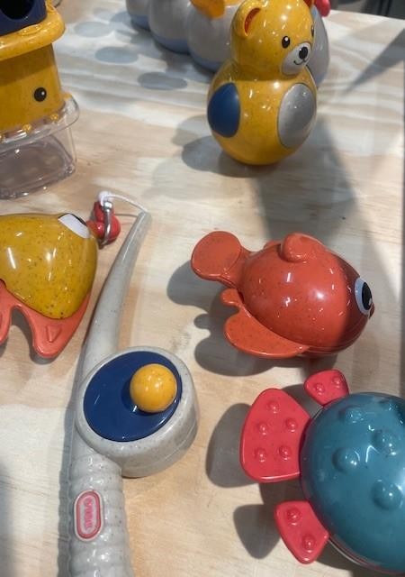 Łowienie rybek zabawka do kąpieli 18m+ TOLO Bio