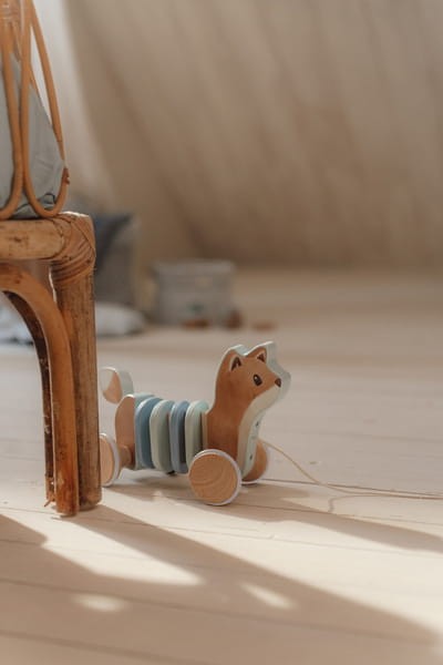 Drewniany lisek do ciągnięcia Forest Friends FSC Little Dutch