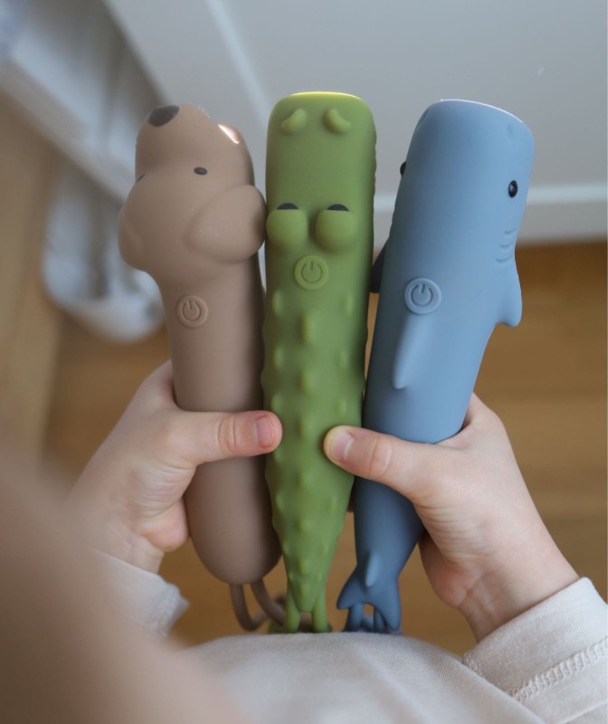 Latarka Rekin SHARKY Rabbit & Friends