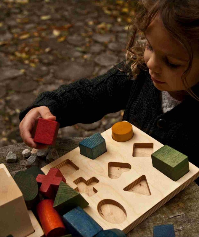 Drewniane Klocki do Sortowania Kształtów – Kolorowe Wooden Story