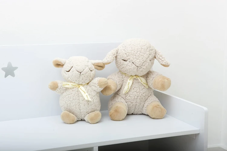 szumiaca-spiaca-owieczka-z-pozytywka-cloud-b-sleep-sheep-_6859_7.jpg