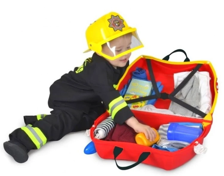 jezdzaca-walizeczka-trunki-woz-strazacki-frank_wm_2281_16339_04.jpg