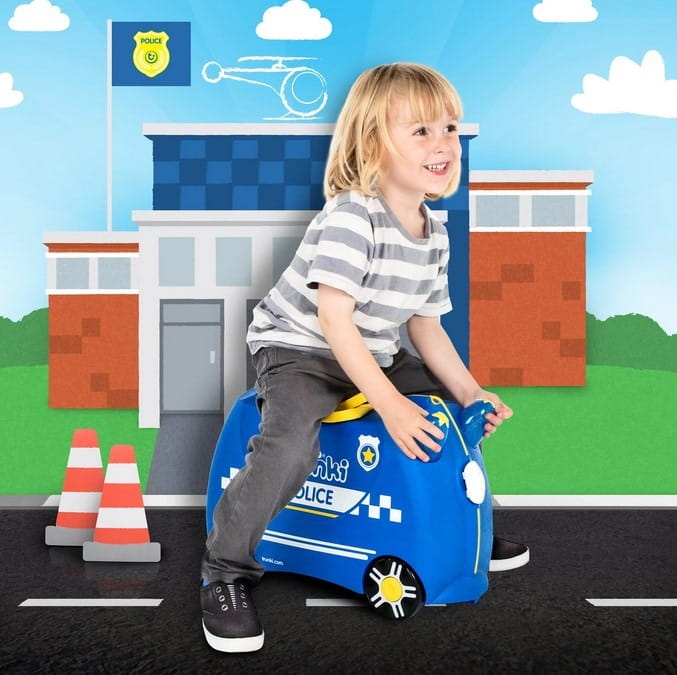jezdzaca-walizeczka-trunki-radiowoz-percy_18702_10.jpg