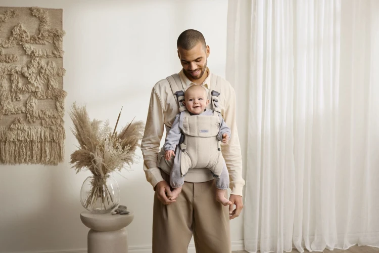 pol_pl_BABYBJORN-nosidelko-Harmony-Woven-Jasny-Bez-melanz-35493_14.jpg