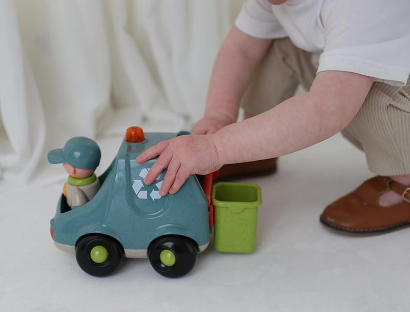 Śmieciarka z kierowcą First Friends 1-5 l TOLO BIO