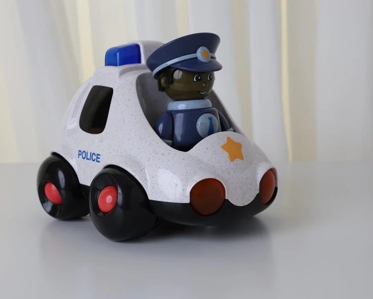 Wóz policyjny z policjantem TOLO BIO Firs Friends